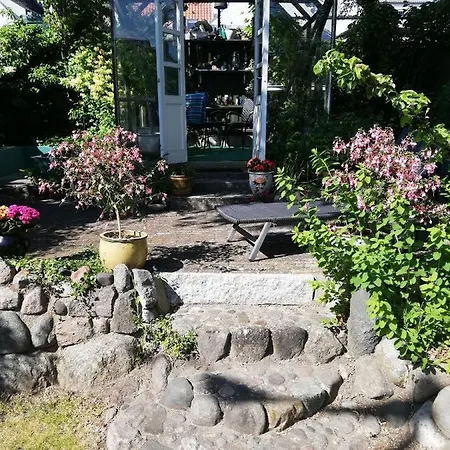 Idyllisk Byhus I Centrum Af Svendborg Oda ve Kahvaltı