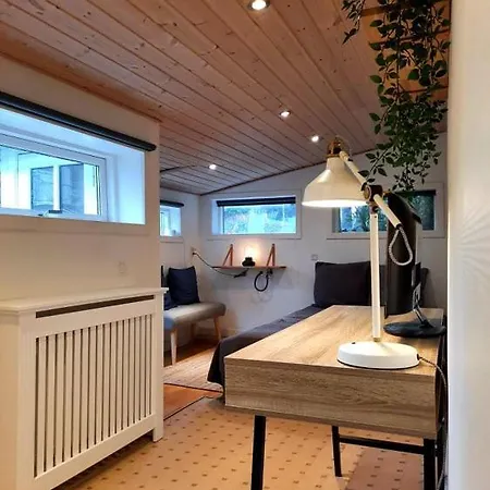 Idyllisk Byhus I Centrum Af Svendborg * סבנדבורג